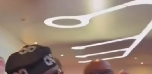 Man in Tinubu cap joins crowd to take selfie with Peter Obi in viral video