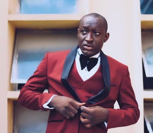 Carter Efe knocks out Portable in celebrity fight