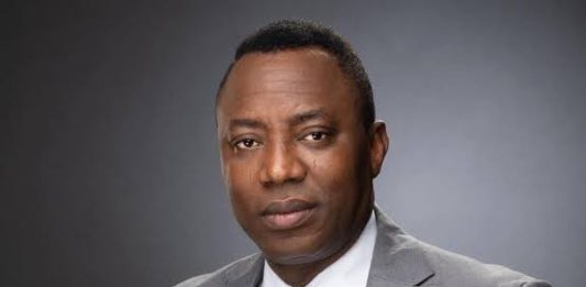 BREAKING: Abuja court revokes Sowore’s Bail, issues arrest warrant to Police, DSS